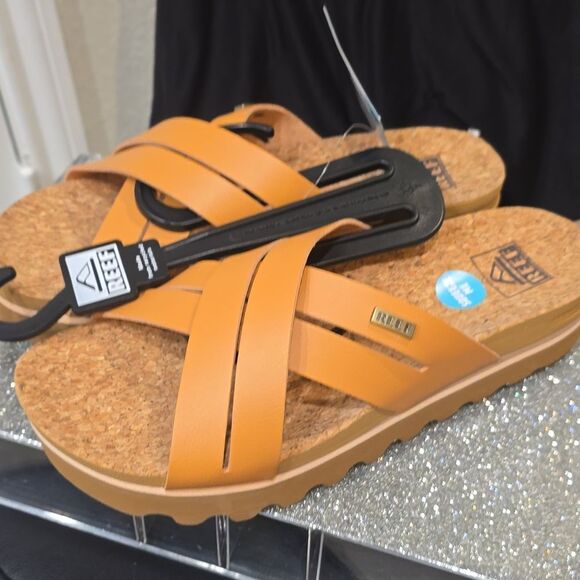 Reef Kaia Cross Sandals- Natural - Picture 5 of 8
